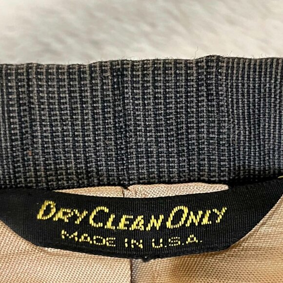 Cellini Collection Men's Plaid 2 piece Pant Suit Set size 42R - Picture 8 of 10